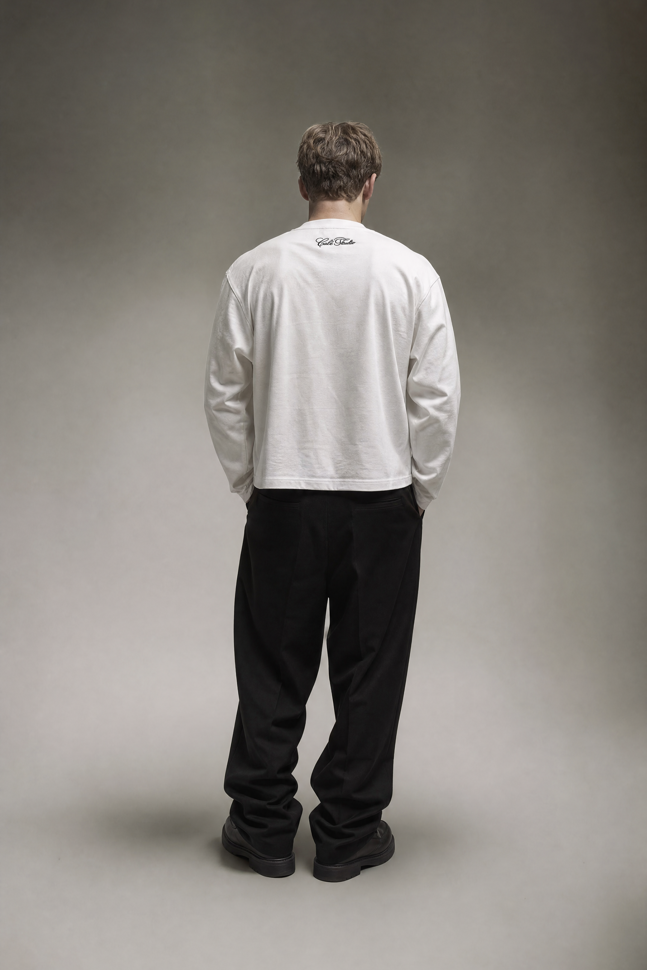 WHITE LONGSLEEVE